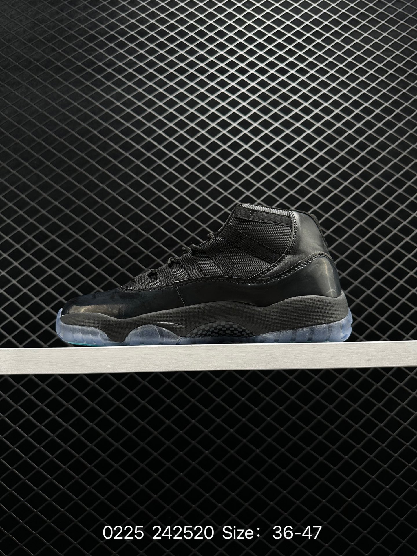 Air Jordan 11 Low “Legend Blue”